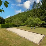 Les Gaps En Perigord Noir Nyaraló Aubas